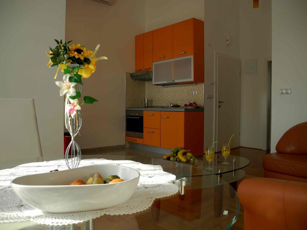 Apartments Antonela Jezera Exterior photo